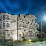 Villa Jugendglueck By Rujana